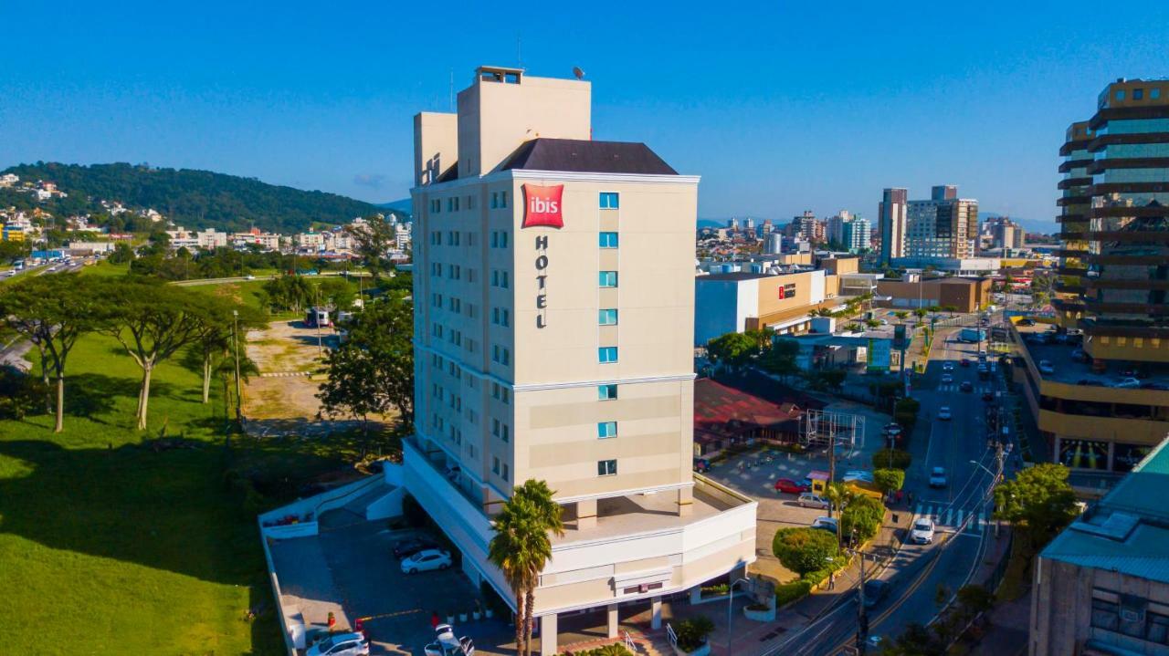 Ibis Sao Jose Hotel Exterior photo